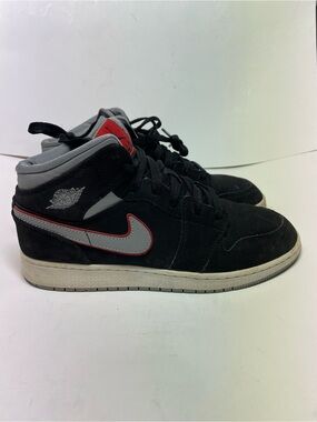 Nike Air Jordan 1 Mid Black Particle Grey Gym Red Size 7y women 8.5 554725 060